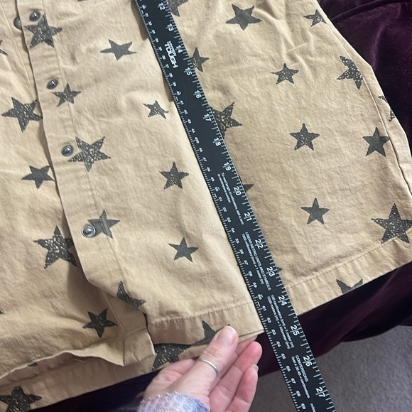 Jodifl sz small shacket khaki/black slightly oversized lightweight(snap) - Picture 5 of 9